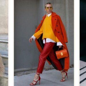 Red Sateen Capri   Vintage Banana Republic Martin Fit Pants In EUC